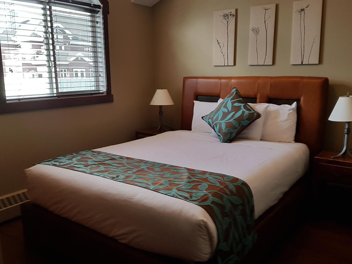 Prc Annex - Pet Friendly Aparthotel Canmore Esterno foto